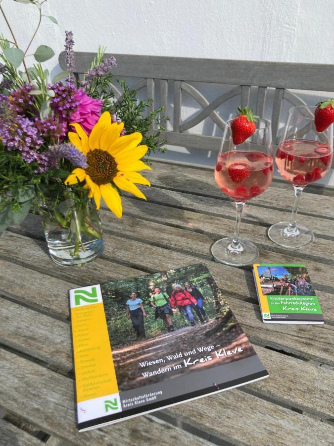 Ferienwohnung Heeser Birkenhof - Urlaub Auf Dem Bauernhof Mit Blick Ins Gruene Weeze Bagian luar foto